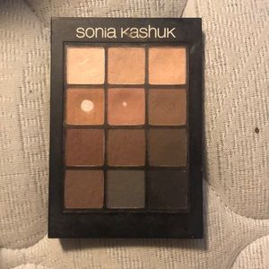 Sonia Kashuk Eye on Neutral Eyeshadow Pallette